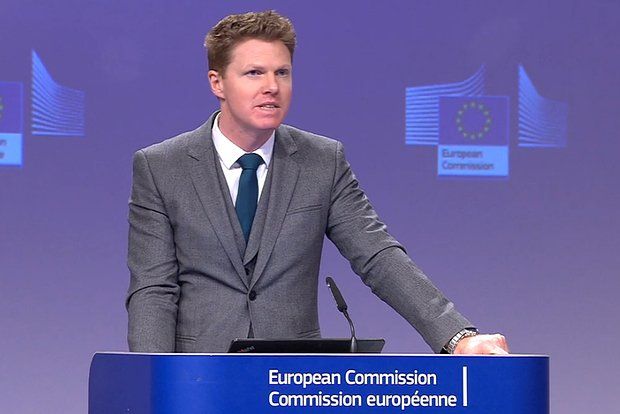 В Европе назвали срок начала перевода доходов от российских активов Украине