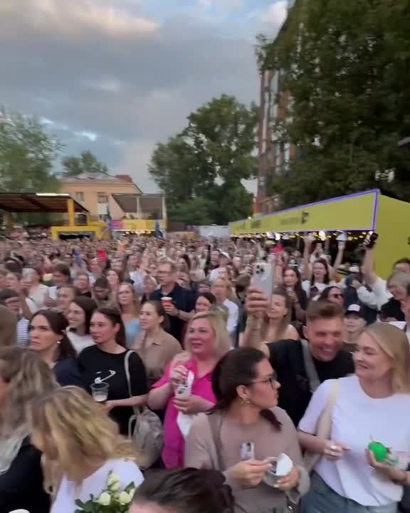 ���������� ��� ������ � ���� � ��������� �� ������ ��������� ������ ��� �� � ��� �� ������ ���� ����� ����� ��������� ������������* � ������