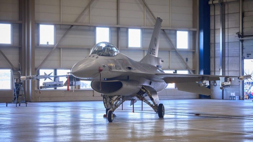 "�������, �� ����� �� �������": ������� �� ���������� F-16