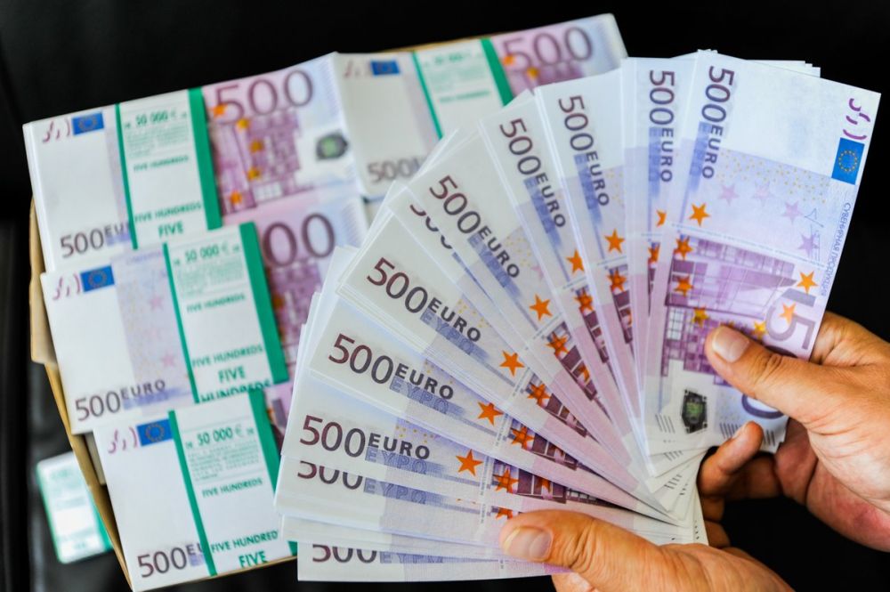 В Европе задумались о законности передачи средств Киеву из активов России