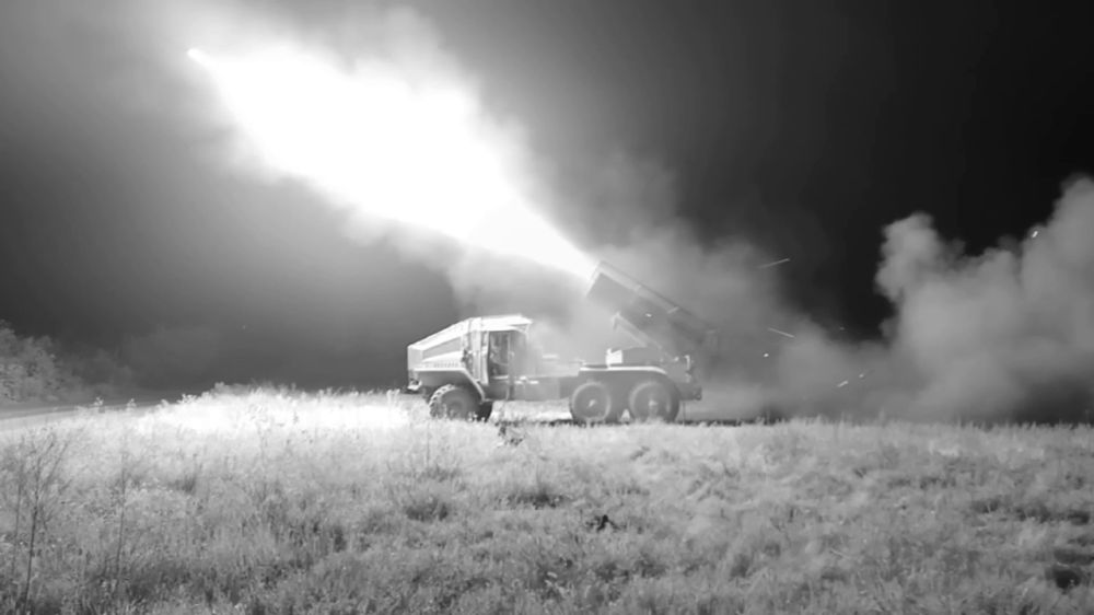 Комвзвода РСЗО рассказал, как бойцы держат в страхе и тонусе врага