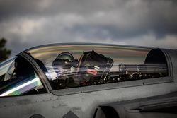 ������� ���������� �������� � ������������ ������������ F-16