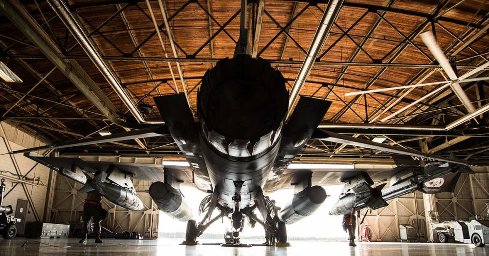 ������ ��� �� �����: ����� ���������� ����� ���������� F-16