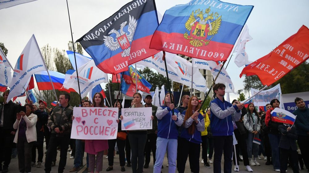 Украинские "прокуроры" угрожают главе украинской общины - депутату Госсовета Крыма