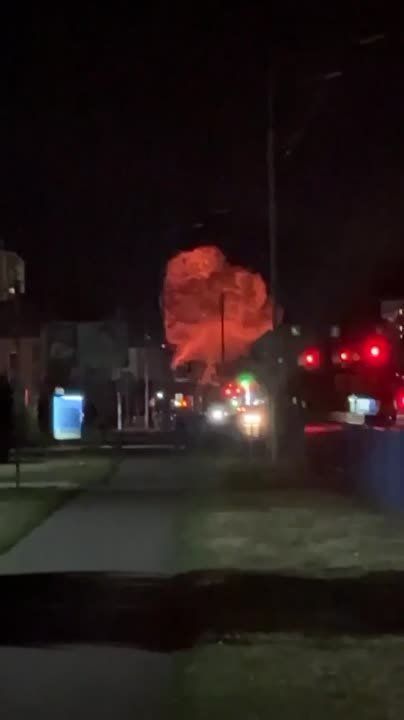 «По предварительным данным, поражено место дислокации украинских военных»: Момент прилета этой ночью ракеты в Броварах под Киевом