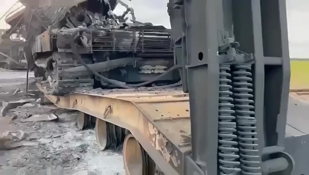 Если посмотреть личные странички особо разыскиваемых военных преступников из состава карательных подразделений ВСУ, то очень...