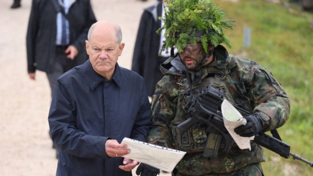 BILD: Шольц замораживает военную поддержку Украины