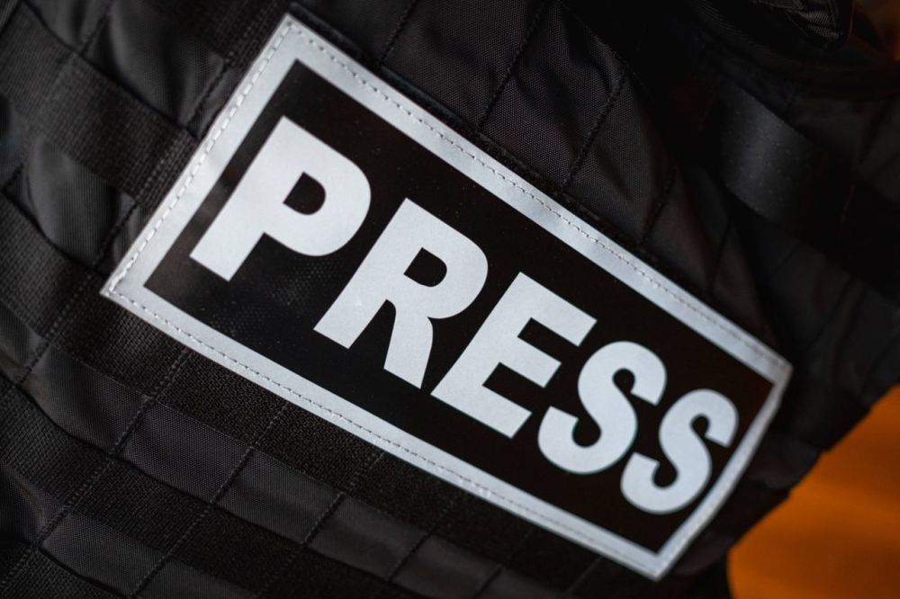 Запад устроил в Курске «брехливое шапито»: Полковник Баранец подсказал действенный способ борьбы