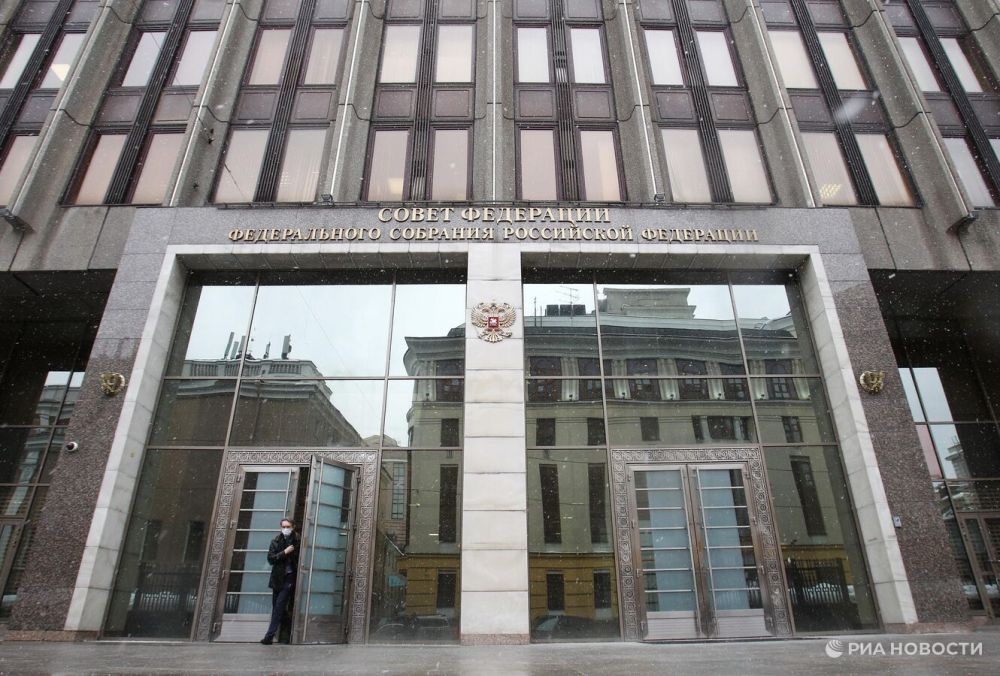 В Совфеде прокомментировали отставки политиков на Украине