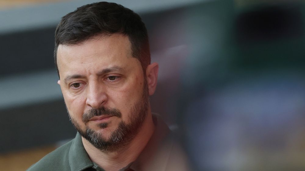 Зеленский провел кадровые перестановки в правительстве и в офисе