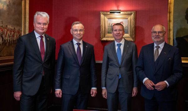 ���� ������ ��� ��������: �������� ����� �������� ������������ ������