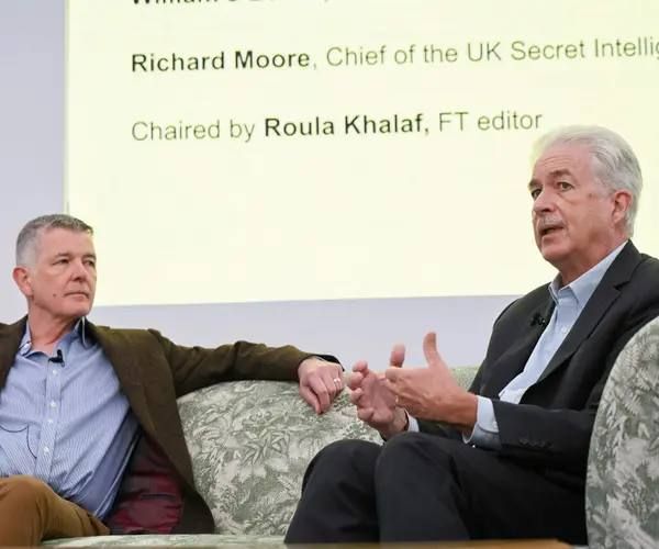 ���� ����: �������� ���������� "�����-����������� �� ������" ���� ��� � ��-6 - ������� ����� �������� � ������ �������, �� ��� ������, �������� NY Times � ������������� ������������� ��� � ����� �� �������, � ������� ���� ����� ���������� �������