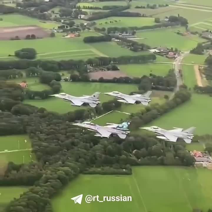 ������� �������: ���������� �������� ������� ���� ������ ( 45-������ ) ����������� F-16 �������