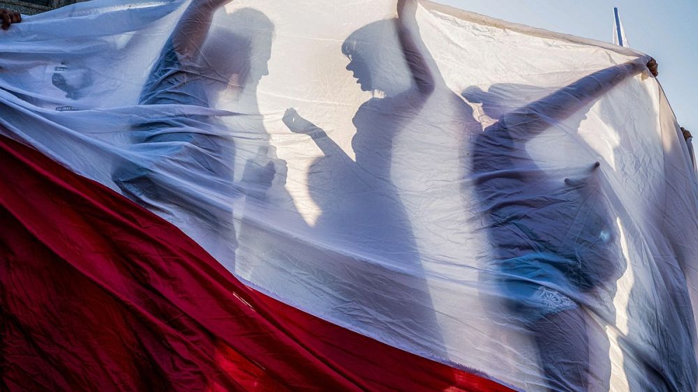 В Польше назвали пощечиной план Киева по установке памятника Шухевичу во Львове