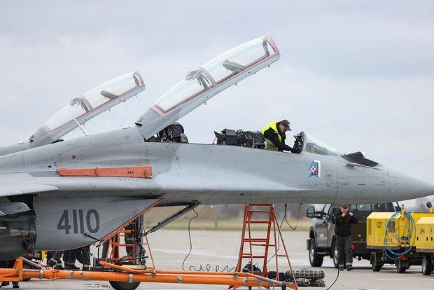 Дуда: Польша не может передать Украине МиГ-29 без гарантий НАТО