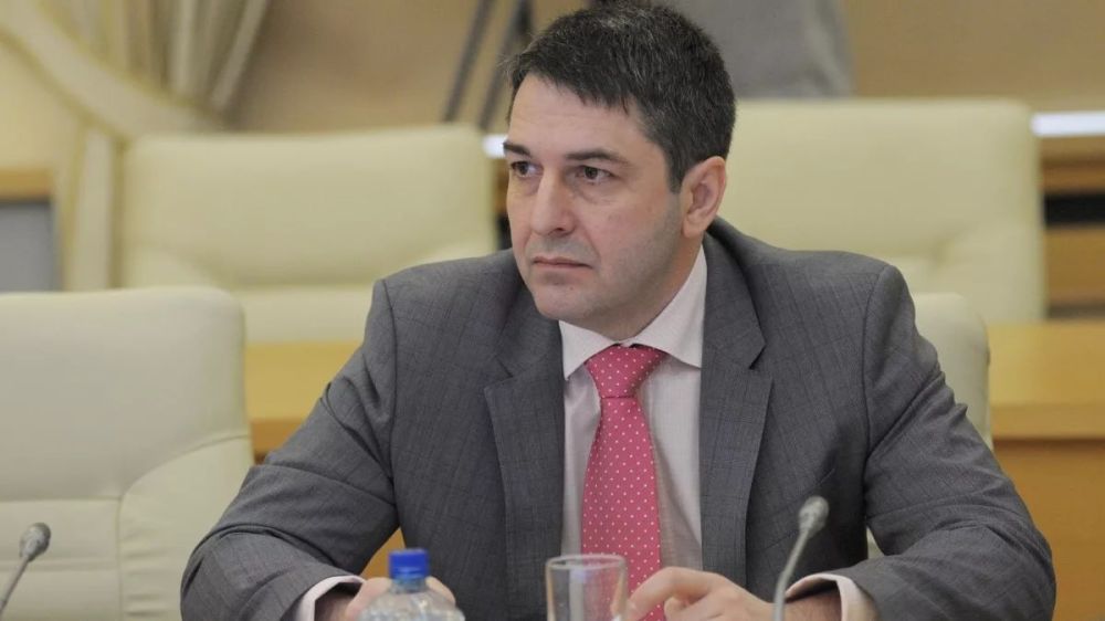 ������ ����������� ������-��������� � ������� ������� ������ ���� ������, ��� �������� ������� ������������� �� ������ ����������� �������� �������� �� ���� ���, ��� ��� ����� ���������� ��������� � ���������, ������� � ���������