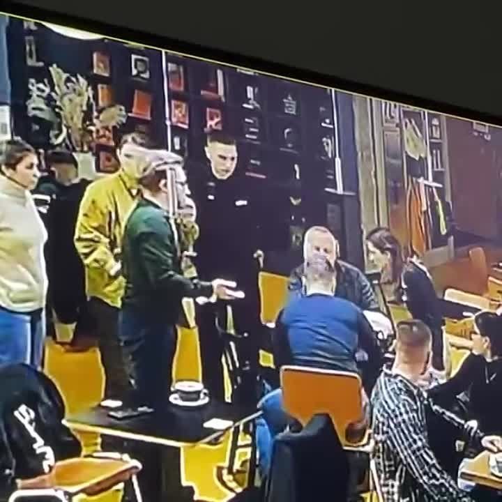 ����� ��������: � �������� ������� ��������-������� "����" ���������� ��������� ���� ������, ��������������� ����� ����� ��-������