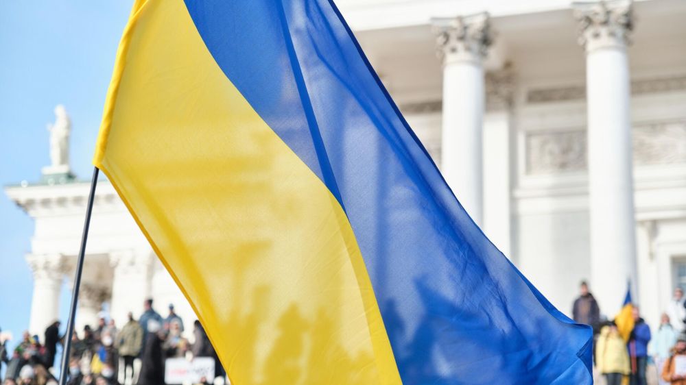 "Мы делили апельсин, много наших полегло". Украине нужен мир, миру - выборы, выборам - лидеры