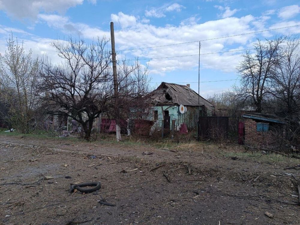 В Горловке из-за обстрелов ВСУ повреждено здание школы и магазин