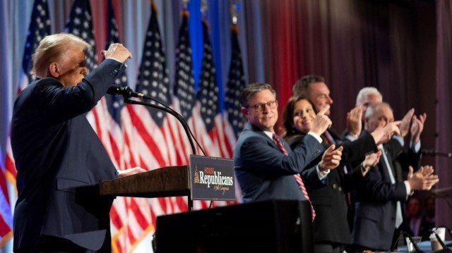 Малек Дудаков: Появление Трампа в Вашингтоне вызвало ожидаемый гевальт у политического класса