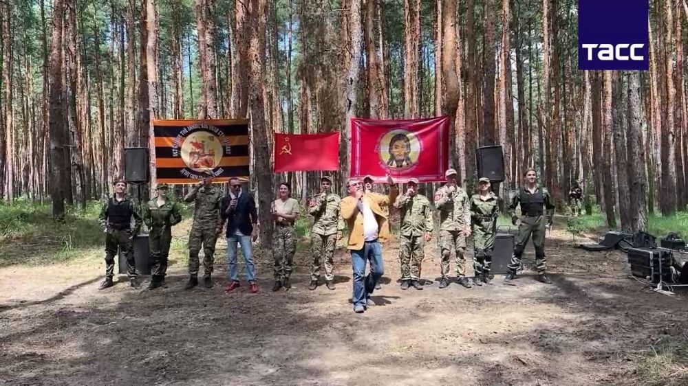 Сегодня не стало Владимира Лёвкина: Экс-солист "На-На" до последнего пел для бойцов СВО