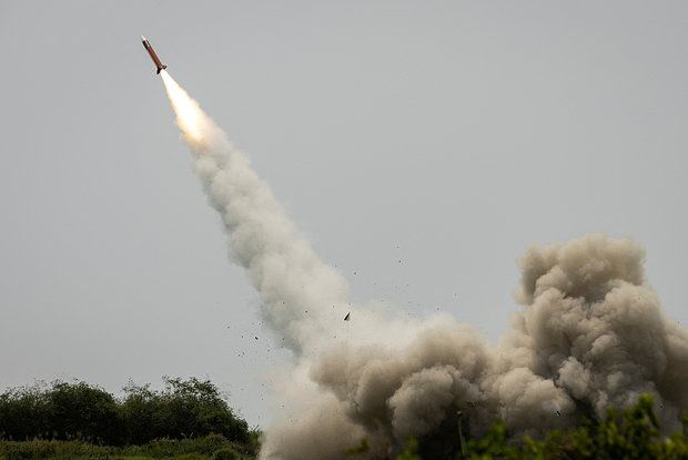 МО: в результате удара шестью ракетами ATACMS по Брянской области возник пожар