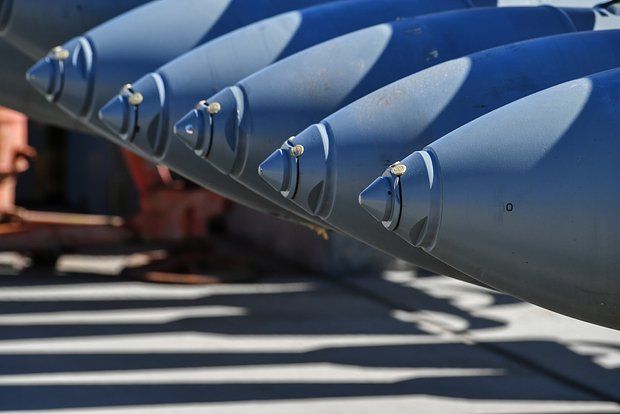 Россия сбросила полуторатонную авиабомбу ФАБ-1500 на ВСУ в Курской области