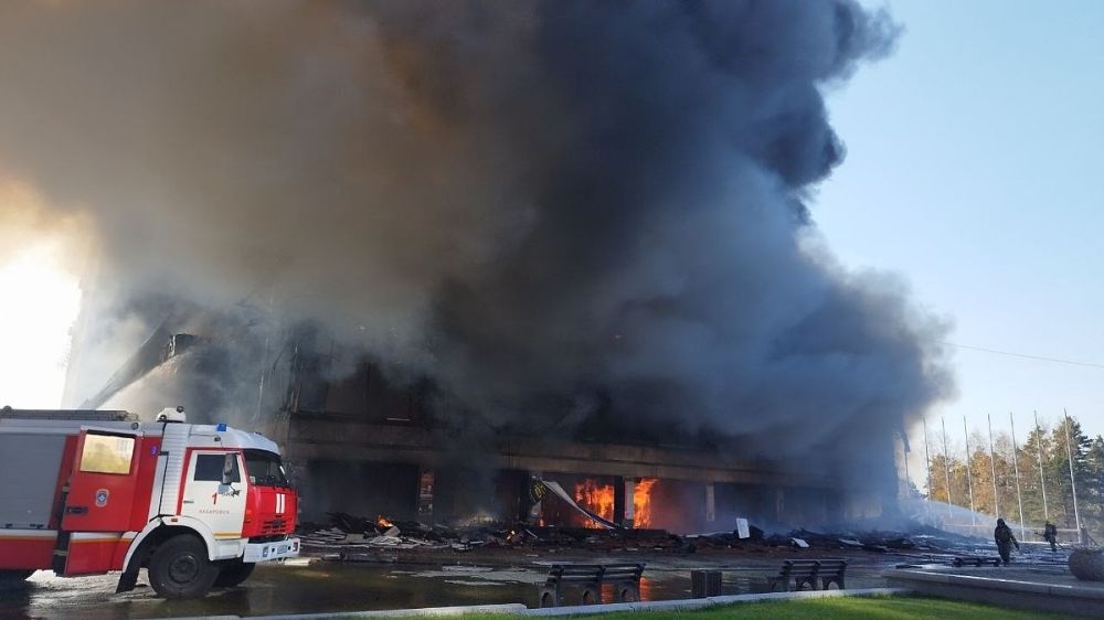 В Киеве в районе Борщаговка взорвались два трансформатора