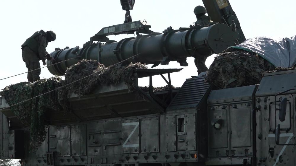 Зона отчуждения: зачем США хотят дать Украине ядерное оружие? Мнения экспертов