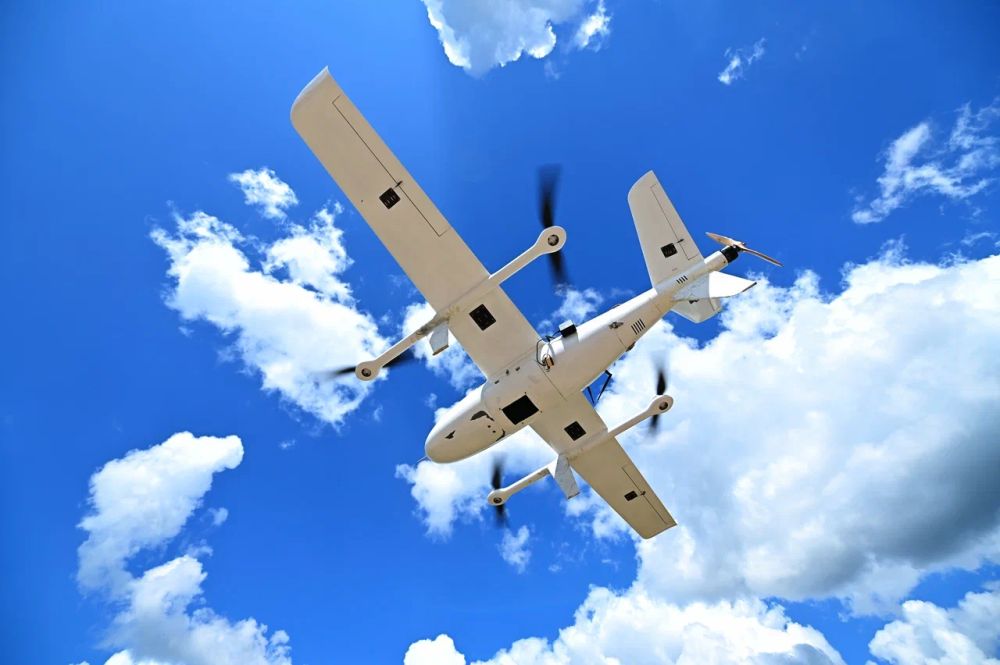 "Особенно хорошо в Киеве": Гремит так, что Зеленскому остаётся нервно шутить. Удар, не попавший в сводки СВО