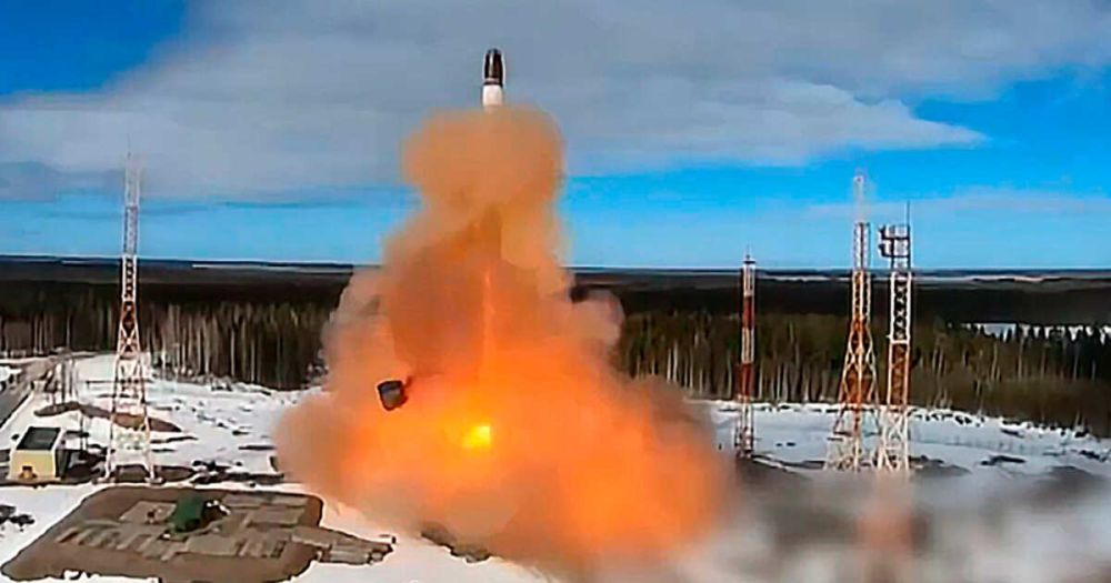 "Буревестник" и "Сатана": какое оружие есть у России, кроме "Орешника"