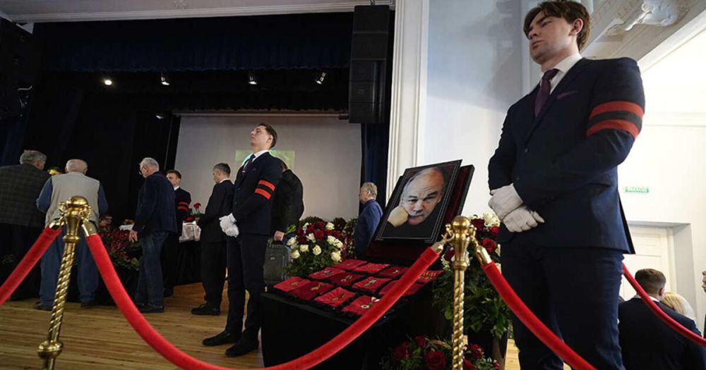 В Москве прощаются с академиком Велиховым