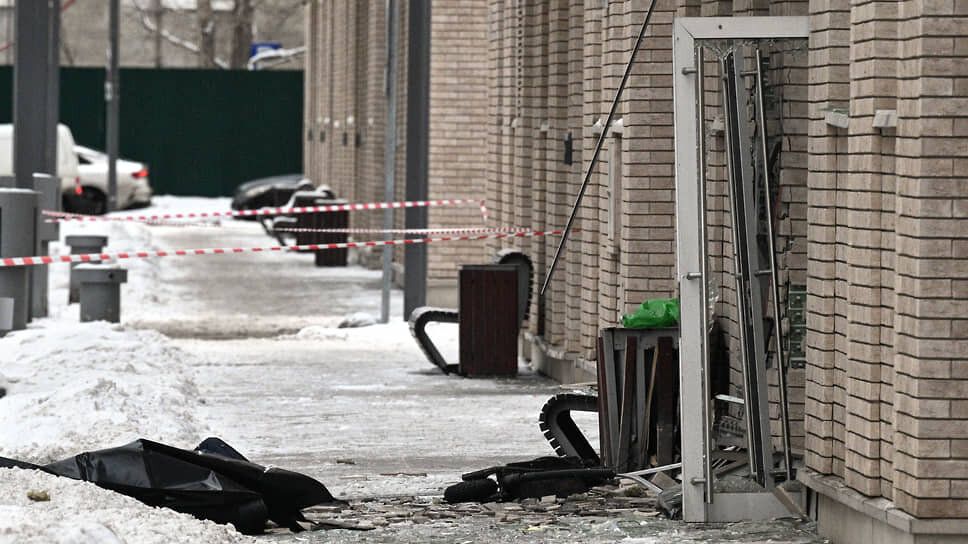 ���������� ������� ������� $100 ���. ������������ �� �������� ���������