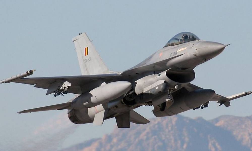 ������� �� ������ ������� ��������� ����� ��������� F-16 � Soir