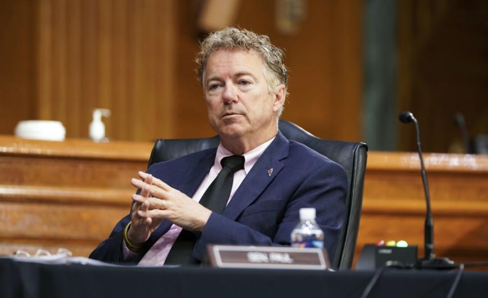 США потратили 4,8 млн. долларов на украинских блогеров – Пол