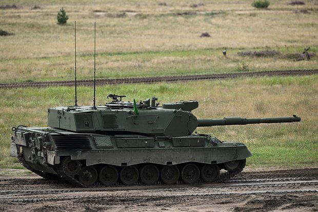 Шкурлатов связал поставку ВСУ танков Leopard с очередной авантюрой Украины