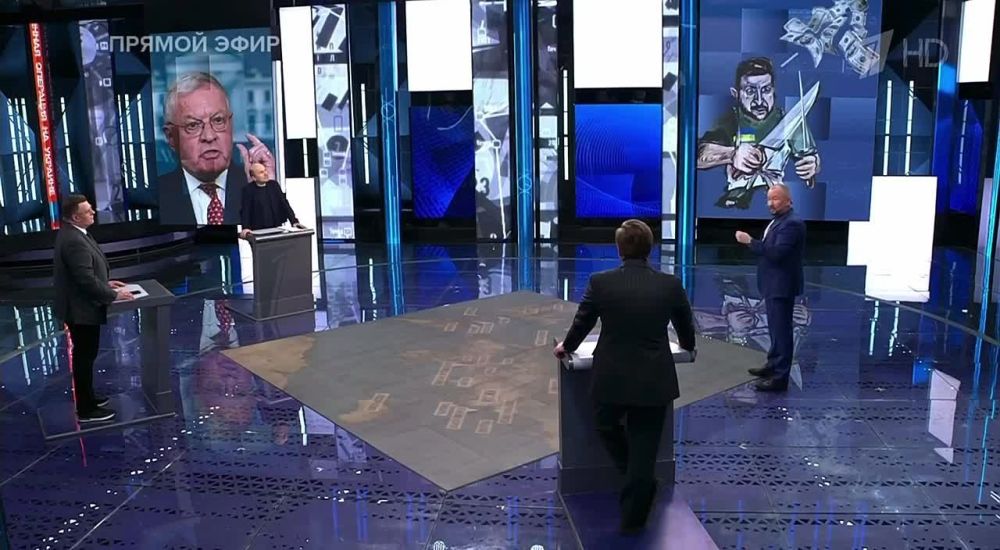 ������ ���������: ���������-������������ ����������, ������� ����� � �������, ��� ������� ������� �� ������ ���������, �� ������ ������, ������� ��� (� �����-�� ���� ��� ��� ����), ����� ���������� ������������� ������