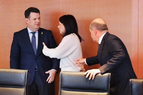 ������� ����������� ��� �������� �������� ������ �� ����� ������, ��� ���������� � ��� �� ������ �� ������������ � �������� ����, ��� ��� ����� ������ � �������� ����� ������, ������� ����� � ��� ����
