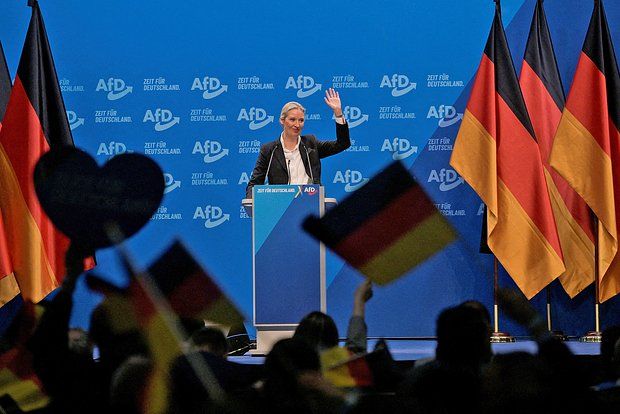 Zeit: ��������� ������� ������ ������ ������������� ��� ��������