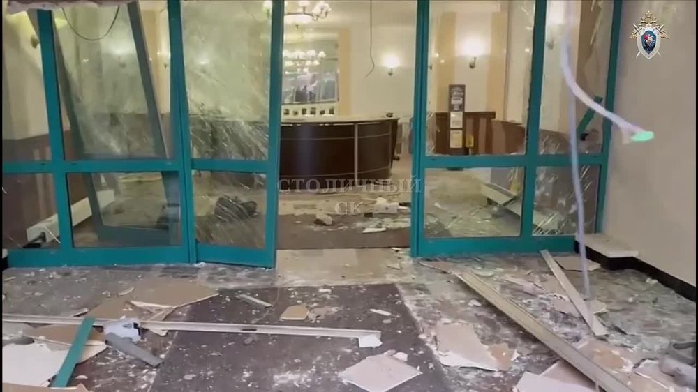 Взрыв в ЖК «Алые паруса», в результате которого погиб Армен Саркисян, мог совершить смертник, сообщает РИА Новости со ссылкой на источник в правоохранительных органах