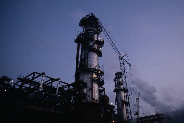 Работы на ГПЗ в Астрахани после атаки ВСУ планируют завершить в среду