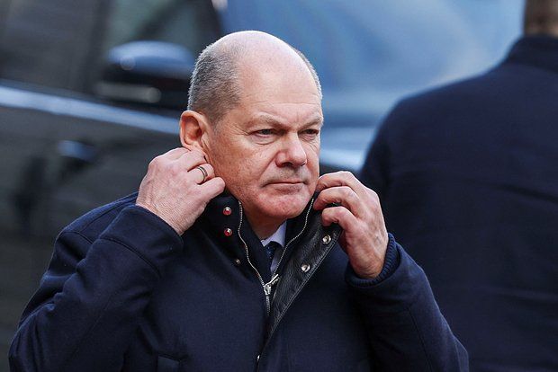 Шольц считает разговор об отправке миротворцев на Украину преждевременным