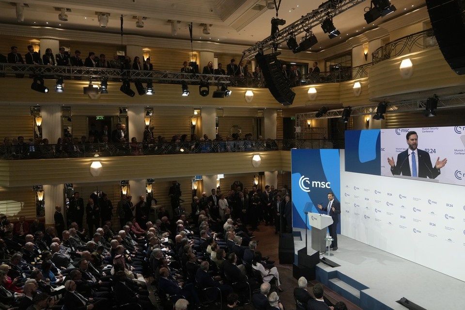 Почему Европе нет места за столом мирных переговоров по Украине