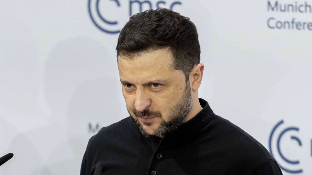 "Бдительнее надо быть": Коц предупредил, что Зеленский задумал гадость