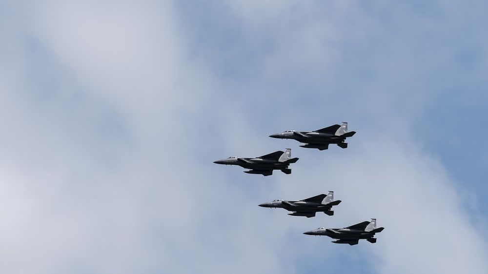 �� ������� ������ �� ����� � ��, ��� ����������� F-16 ������ ������ � ��������� � �������
