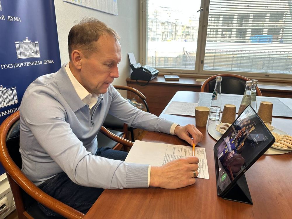 Андрей Луговой: В рамках Всероссийского приема граждан в этот раз традиционную личную встречу по видеосвязи провел с жителями Хакасии и Тывы