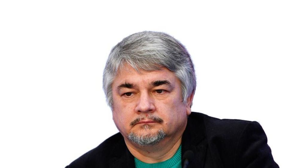 Ростислав Ищенко: МИД и Лавров показали себя матерыми бойцами, у России есть шансы загнать США в угол