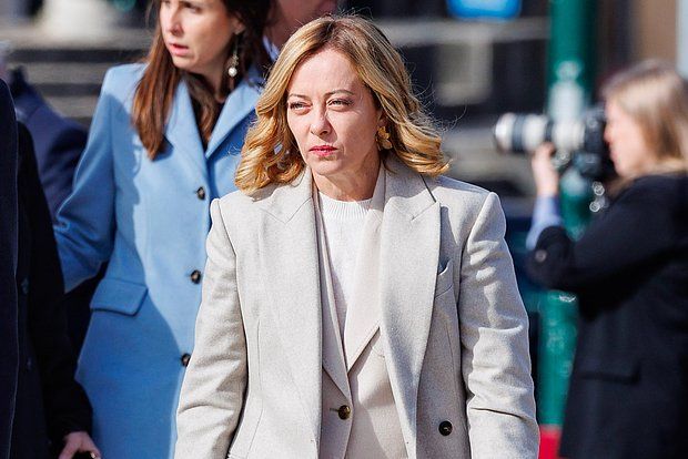 ������� ������ ������: �������� ����������� �� ������� ������������ � ����������