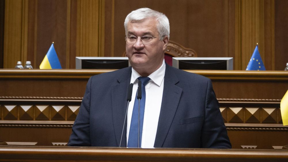 Глава МИД Украины оговорился, оценивая интерес Киева и Вашингтона к ископаемым