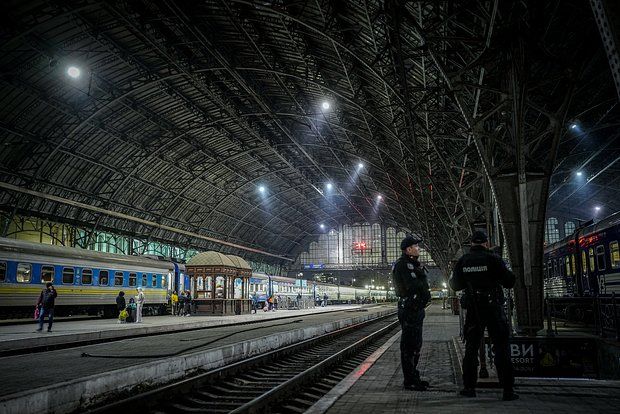 ����� ������� � �������� ���������������� ��������� �� �������